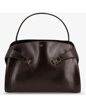 Ferragamo Hug Leather Shoulder Bag With Logo On The Front - Black