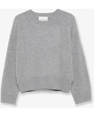 Closed Wool Jumper - Grey