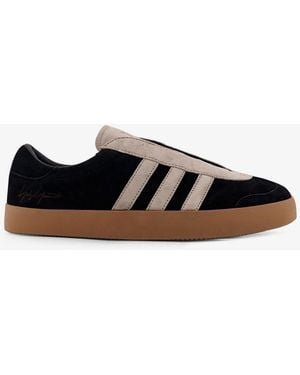 Y-3 Gazelle Suede Trainers With Engraved Logo On The Side - White