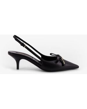 Miu Miu Leather Decollete With Logo Bow Detail - Black