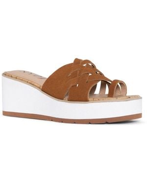 NYDJ Reesie Wedge Sandals In Cognac - Multicolor