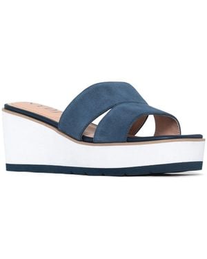 NYDJ Raizy Wedge Sandals In Navy - Blue