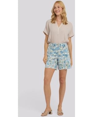 NYDJ Berkyn Relaxed Shorts In Blue Blooms