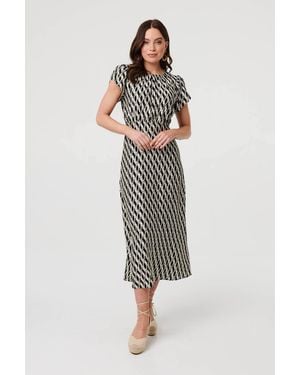 Izabel London Printed Cap Sleeve Ruched Midi Dress - Multicolour