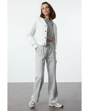 WOVCOR Wide-Leg Knit Joggers W/ Drawstring Waist & Pockets - Grey