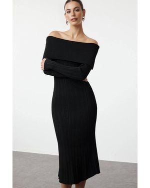 WOVCOR Midi Knit Carmen Collar Midi Dress - Black