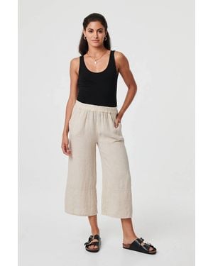 Izabel London Floral High Waist Stretchy Crop Trousers - Natural