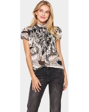 Saint Tropez Liljasz Short Sleeve Ruffle Shirt - Black