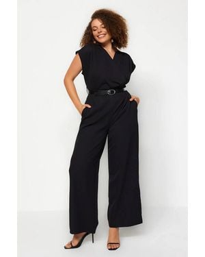 WOVCOR V-Neck Wide Leg Woven Jumpsuit W/ Belt Detail - Black