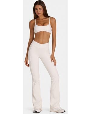 BO+TEE Soft Active V-Waist Flared Leggings - White