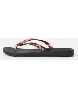 Ipanema Anatomic & Tort Flip Flops, Size 3 - White