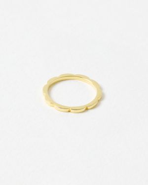 Oliver Bonas Senna Scalloped Flower Ring - White
