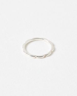 Oliver Bonas Senna Scalloped Flower Ring - White