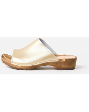 Kit and Clogs Kit + Clogs Champagne Flex Sol Leather Clogs, Size 4 - White