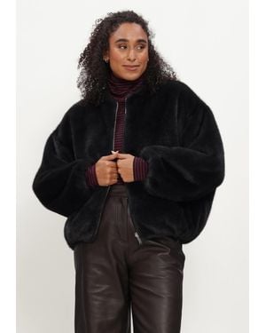 STUDIO AR Damen Jacken Etta Faux Min - Schwarz