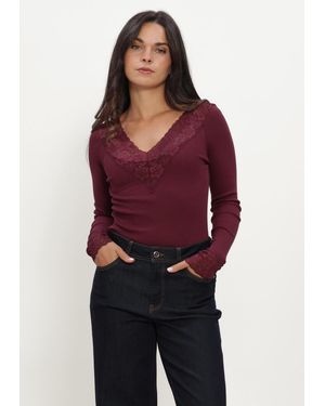 Rosemunde Damen Tops & T-Shirts Bernadine Organic Ls V-Neck Lace - Rot