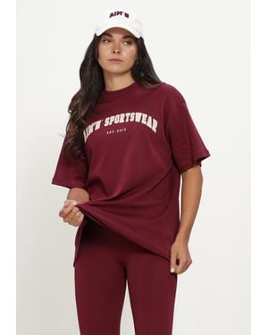 Aim'n Damen Tops & T-Shirts Varsity Boyfriend T-Shirt - Rot