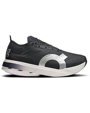 On Shoes Cloudboom Strike - Black