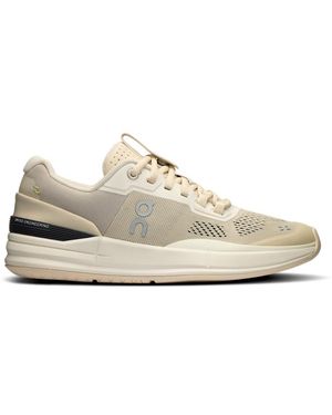 On Shoes The Roger Pro - White