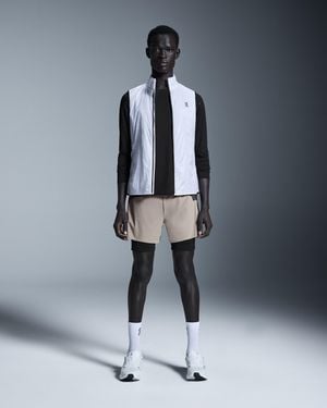 On Shoes 5" Performance 2/1 Shorts - Black