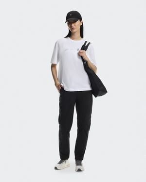 On Shoes Club-T Avant - White