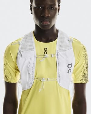 On Shoes Ultra Vest Pro - White