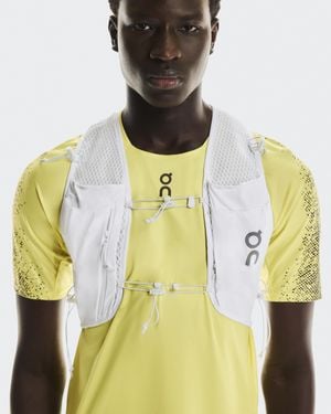 On Shoes Ultra Vest Pro - White