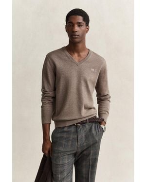 GANT V-Ausschnitt-Pullover Classic Cotton V-Neck Regular Fit Mit V-Ausschnitt - Braun