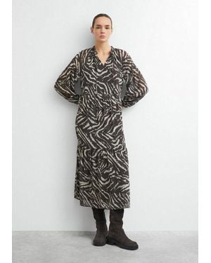 Comma, Maxikleid Kleid Stufenkleid Aus Chiffon Mit Animal-Print - Braun