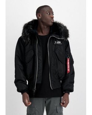 Alpha Industries Winterjacke 45/P Hooded - Schwarz