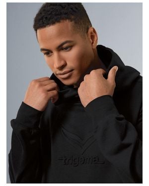 Trigema Kapuzensweatshirt Kapuzenpullover mit großem 3D-Motiv - Schwarz
