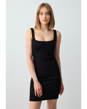 Jimmy Key Blusentop Slim Fit U-hals mouwloze gebreide mini-jurk - Schwarz