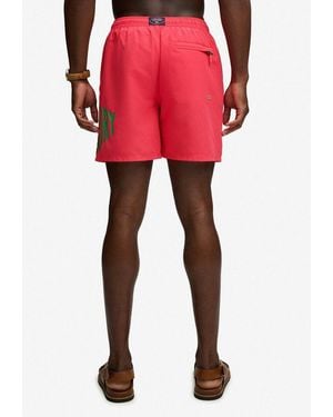 Superdry Badeshorts Printed Logo 16 Swim Short Modische Passform, Unifarbenes Design, Aus Polyester, Pflegeleicht - Rot