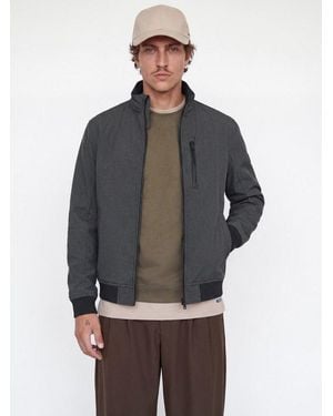 Jack & Jones Softshelljacke Jjeliam Softshell Bomber Noos Kunstfaser, Regular Fit - Grau