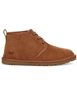 UGG Neumel Schnürboots Chukka Boot, Freizeitschuh Mit Lässiger 3-Loch Schnürung - Schwarz