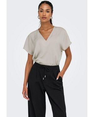 ONLY V-Shirt Onllucy Life Ss V-Neck Top Wvn - Weiß