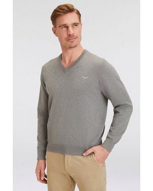 GANT V-Ausschnitt-Pullover Classic Cotton V-Neck Premium Strickjersey Aus Weicher 100% Baumwolle, Übergangspullover - Grau