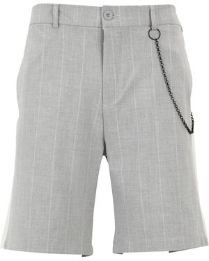 2Y Studios Sweatshorts Studios 2Y Wide Pinstripe Shorts (1-tlg) - Grau
