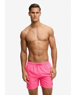 Superdry Badeshorts Essential 16 Swim Short Kunstfaser, Relaxed Fit - Rot