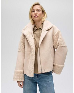 Opus Winterjacke Heligo Aus Velourslederimitat Mit Patchwork-Design Gerade Silhouette Mit Überschnittener Schulter Und Veloursoptik - Natur