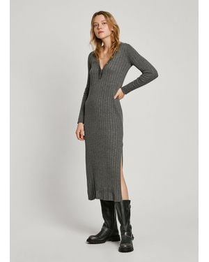 Pepe Jeans Strickkleid IZABEL DRESS mit dekorativer Knopfleiste - Grau