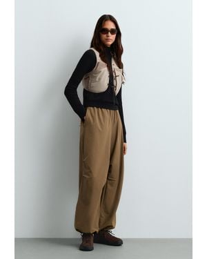 Oysho Feiner Strick-Pullover Mit Perkinskragen - Schwarz