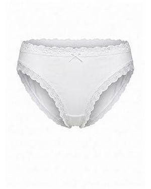 Nina v. C. Slip - Wit