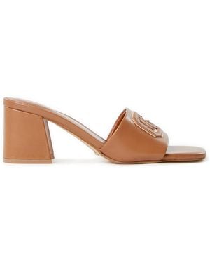 Guess Mules à talon Gals en cuir - Marron
