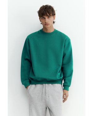 Pull&Bear Relaxed Fit Round Neck Sweatshirt - Green