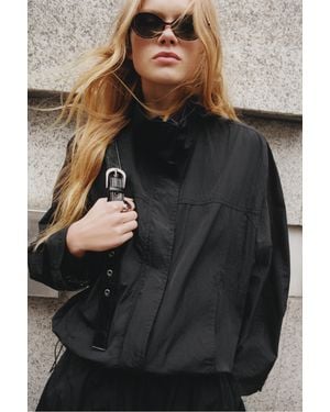 Pull&Bear Short Nylon-Effect Jacket - Black