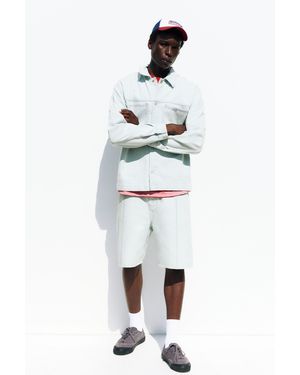 Pull&Bear Baggy-Jeans-Bermudashorts Mit Ziernähten - Weiß