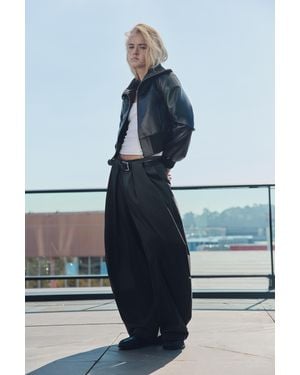 Pull&Bear High-Waist Barrel Trousers With Pleats And Belt - Blue