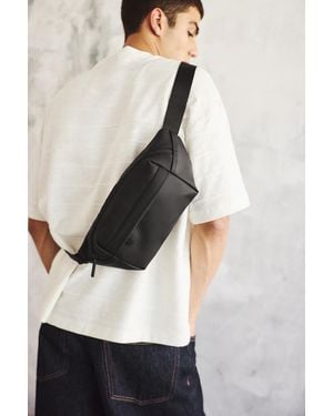 Pull&Bear Gürteltasche Mit Gummiertem Finish - Schwarz