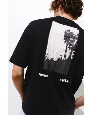Pull&Bear Oversize Graphic T-Shirt - Black